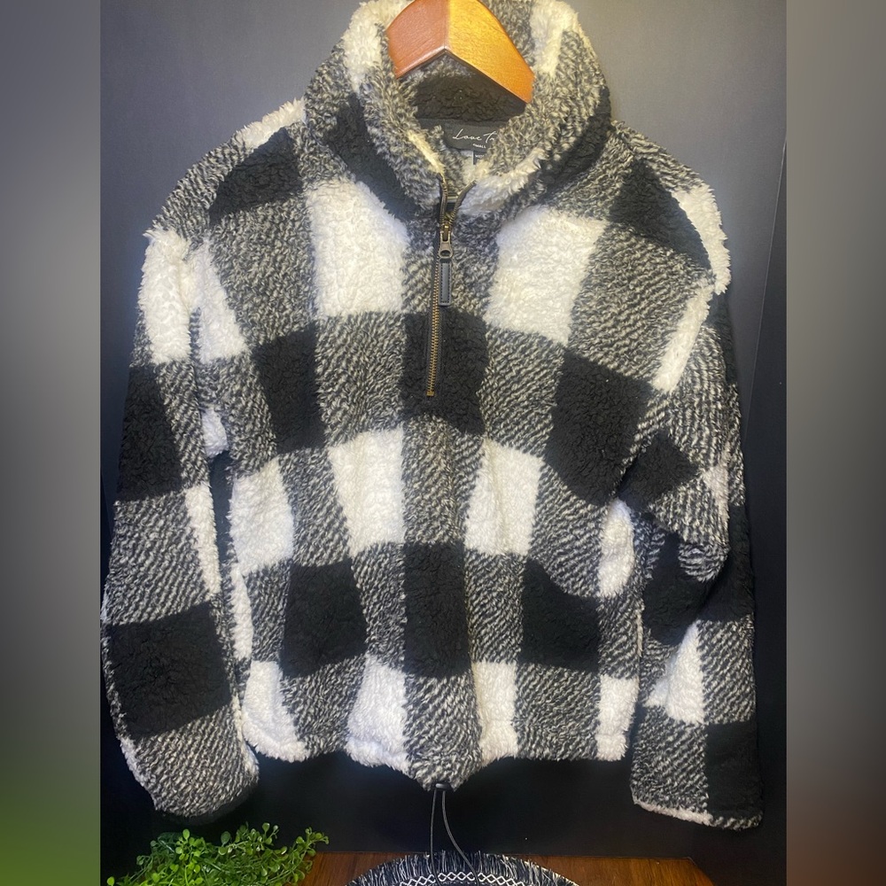 NWT Love Tree‎ Black and White Plaid Fleece Half  Zip-Up Jacket